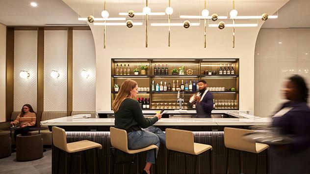 El Club MCO (Puertas 1-29)