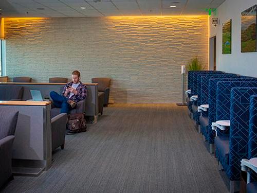 El Club MCO (Puertas 1-29)